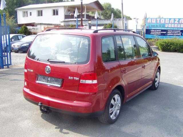 Volkswagen Touran MPV 102kW nafta 2004