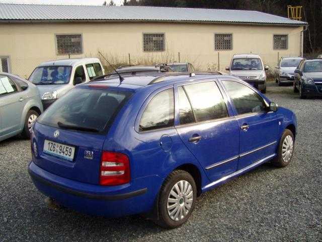 Škoda Fabia kombi 47kW benzin 2004