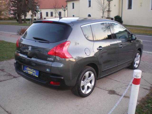 Peugeot 3008 MPV 110kW nafta 2013