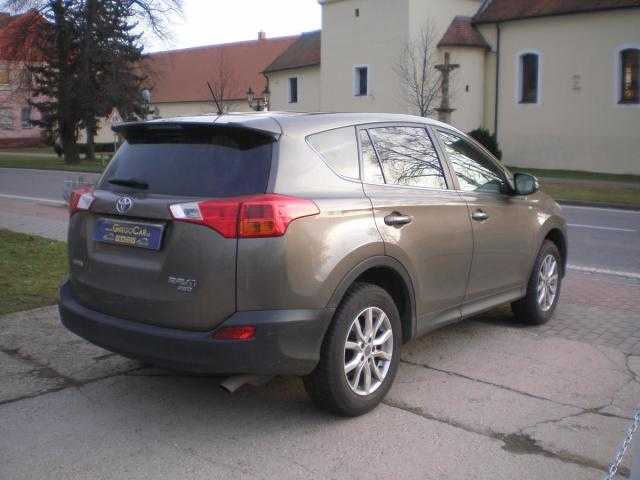 Toyota RAV4 MPV 91kW nafta 2014