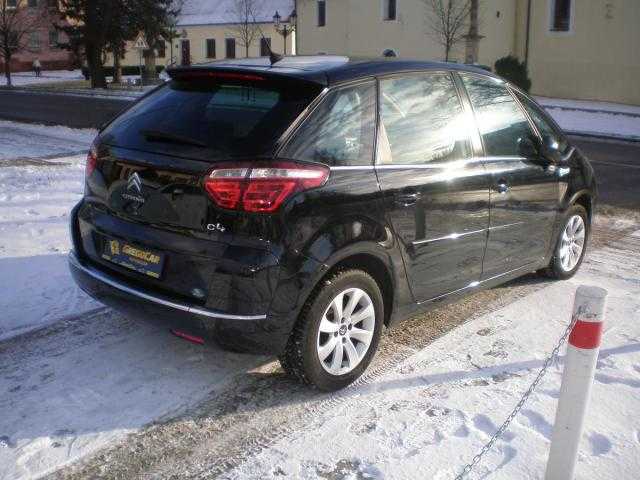 Citroën C4 Picasso MPV 82kW nafta 2011