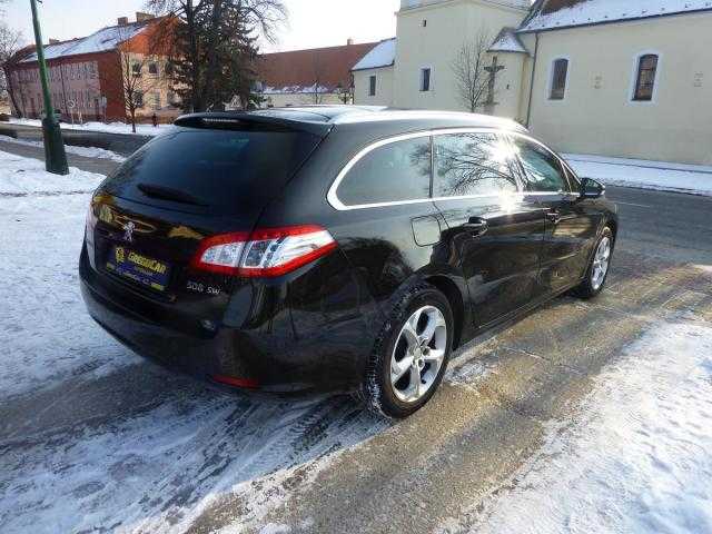 Peugeot 508 kombi 103kW nafta 2013