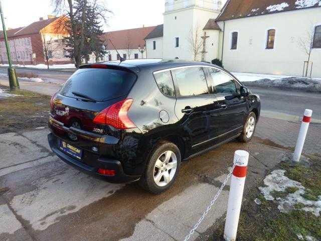 Peugeot 3008 MPV 84kW nafta 2013