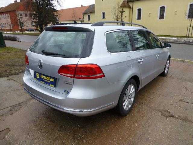 Volkswagen Passat kombi 103kW nafta 2013