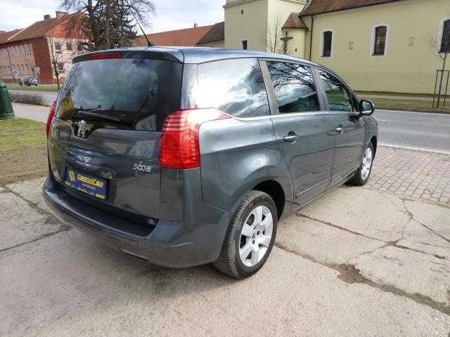 Peugeot 5008 MPV 84kW nafta 2013