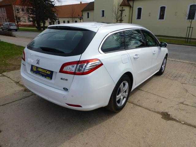 Peugeot 508 kombi 110kW nafta 2014