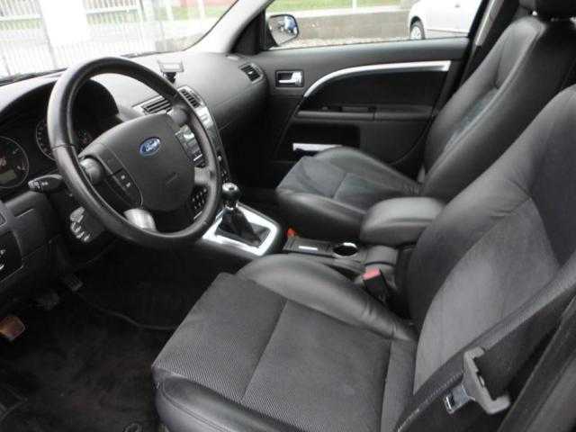 Ford Mondeo kombi 96kW nafta 200609