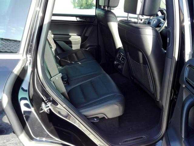 Volkswagen Touareg SUV 180kW nafta 2011