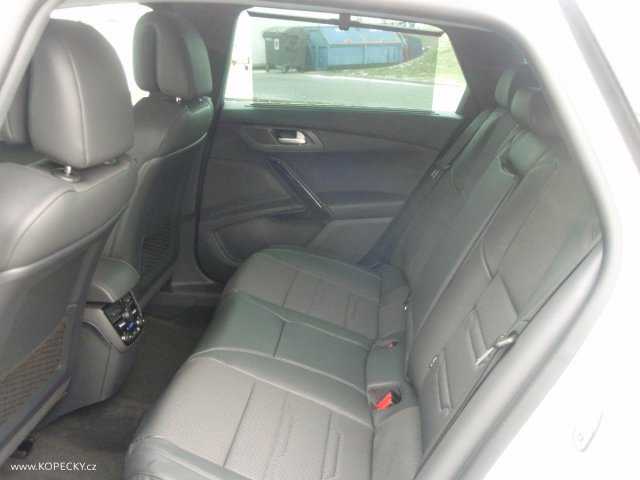 Peugeot 508 kombi 150kW nafta 201109