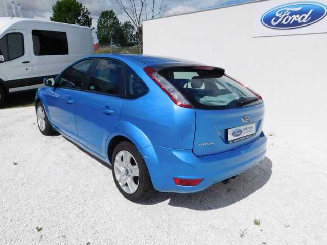 Ford Focus hatchback 74kW benzin 201009