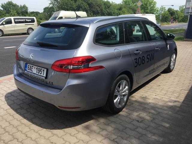 Peugeot 308 kombi 88kW nafta 201704