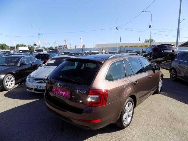 Škoda Octavia kombi 110kW nafta 201309