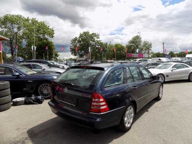 Mercedes-Benz Třídy C kombi 110kW nafta 200510