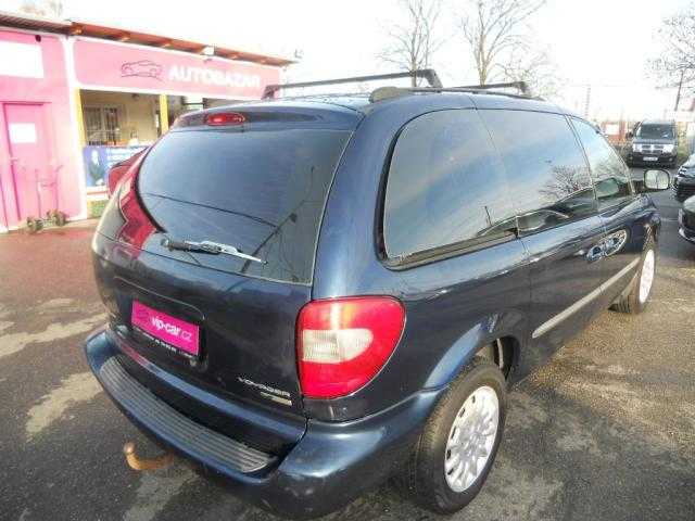 Chrysler Voyager MPV 105kW nafta 200402