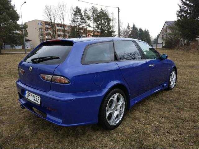 Alfa Romeo 156 kombi 184kW benzin 200306