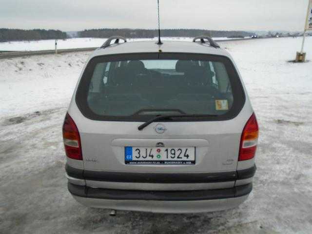 Opel Zafira kombi 60kW nafta 2000