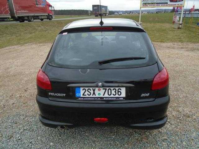 Peugeot 206 hatchback 55kW benzin 2001