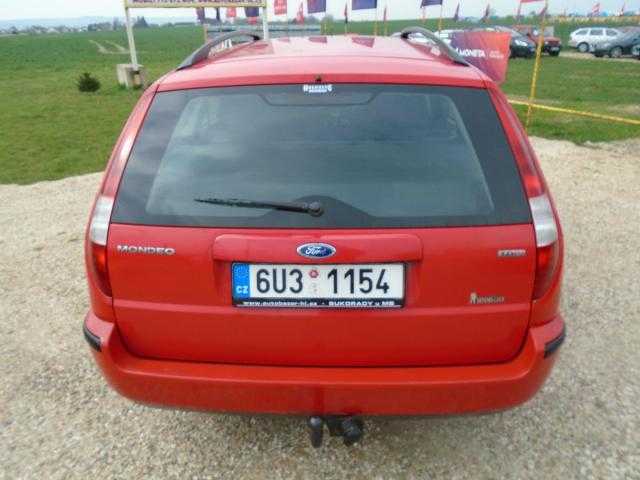 Ford Mondeo kombi 85kW nafta 2004