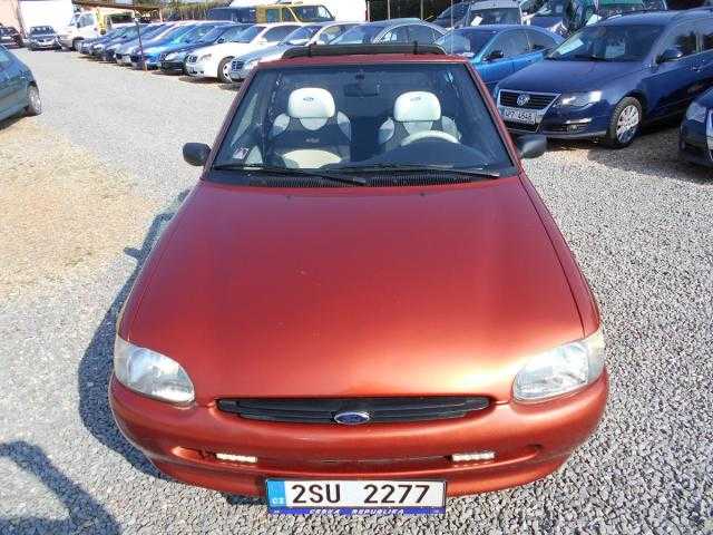 Ford Escort kabriolet 66kW benzin 1995