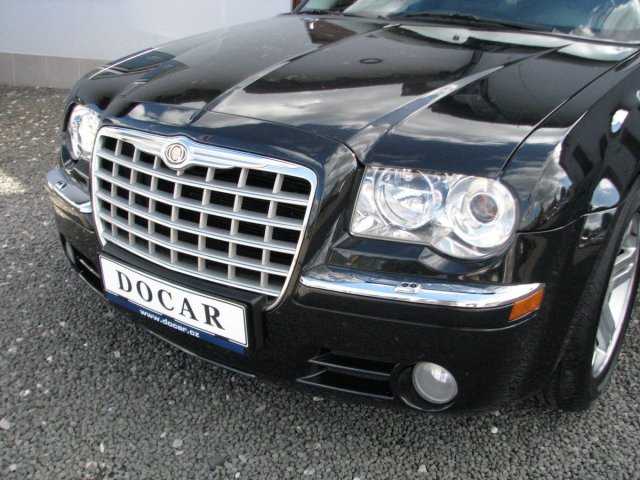 Chrysler 300C kombi 142kW benzin 2006