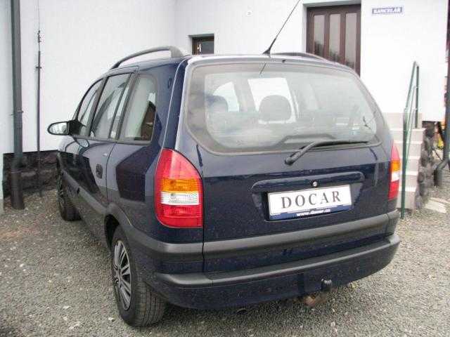 Opel Zafira MPV 74kW nafta 2002