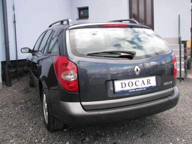 Renault Laguna kombi 74kW nafta 2004