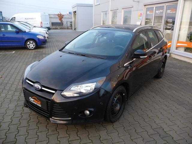 Ford Focus kombi 85kW nafta 201404
