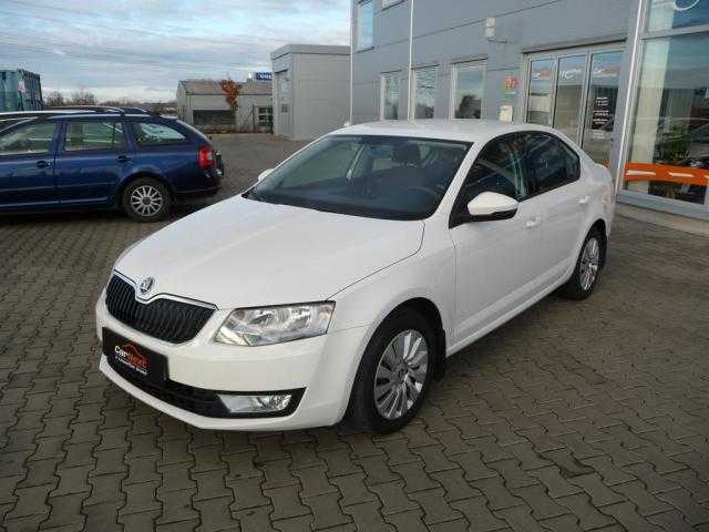 Škoda Octavia hatchback 77kW nafta 201509