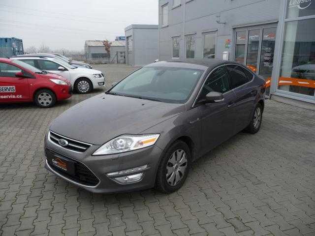 Ford Mondeo hatchback 103kW nafta 201111