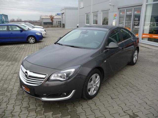 Opel Insignia hatchback 120kW nafta 201312