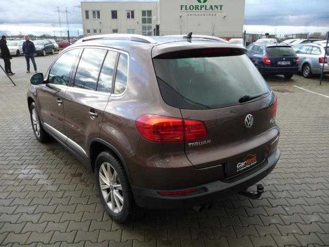 Volkswagen Tiguan MPV 103kW nafta 201110