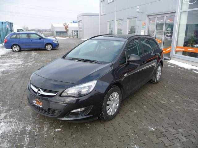 Opel Astra kombi 81kW nafta 201512