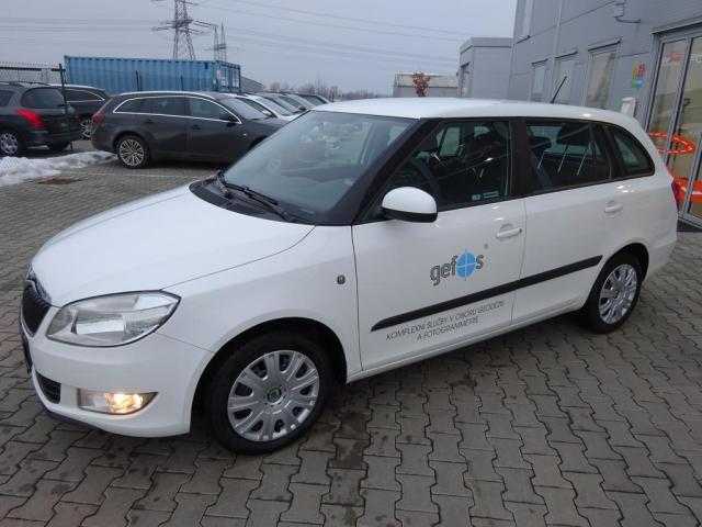 Škoda Fabia kombi 63kW benzin 201109