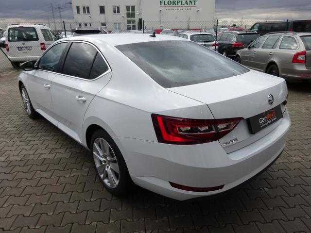 Škoda Superb kombi 88kW nafta 201602