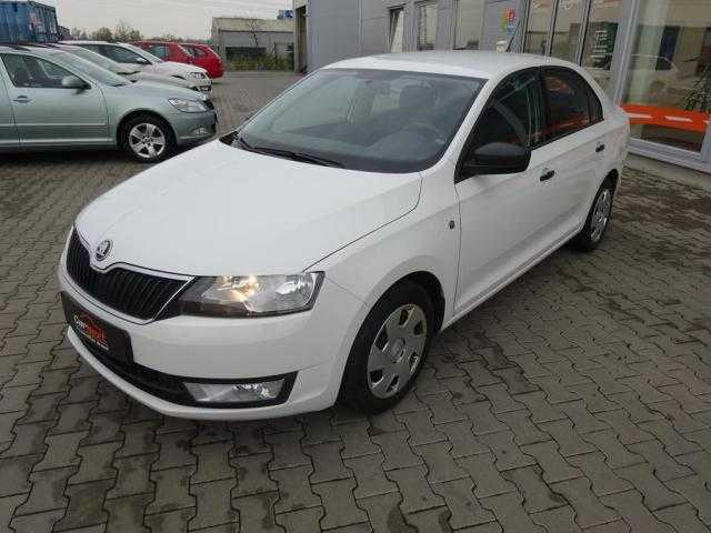 Škoda Rapid hatchback 66kW nafta 201312