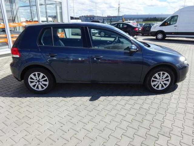 Volkswagen Golf hatchback 77kW nafta 201209