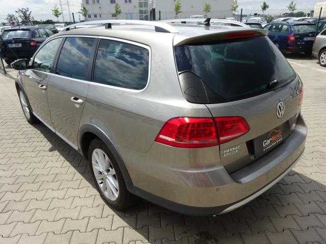 Volkswagen Passat kombi 125kW nafta 201303