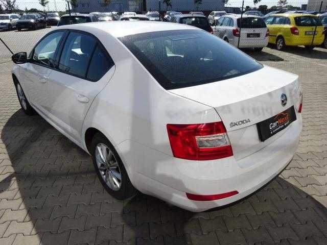 Škoda Octavia hatchback 77kW nafta 201507