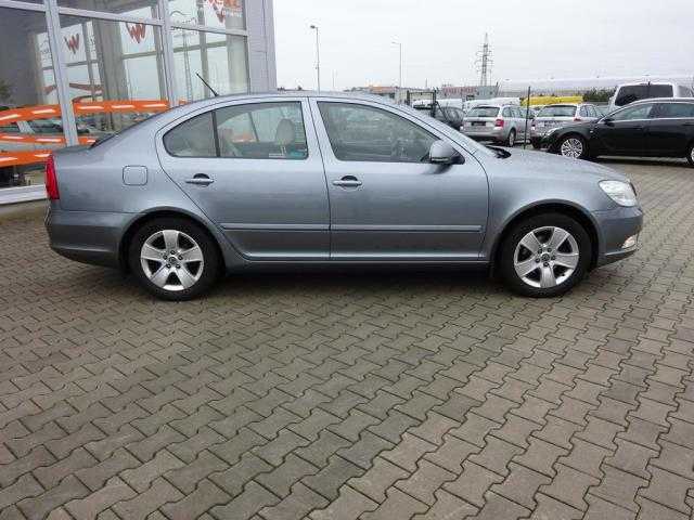 Škoda Octavia hatchback 77kW nafta 201210