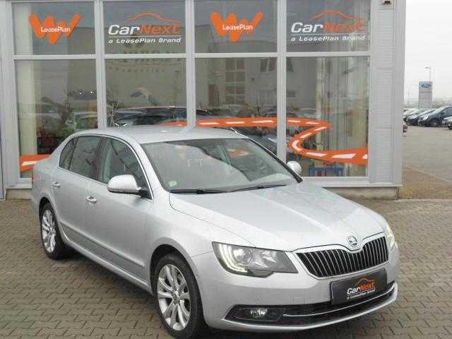 Škoda Superb hatchback 103kW nafta 201309