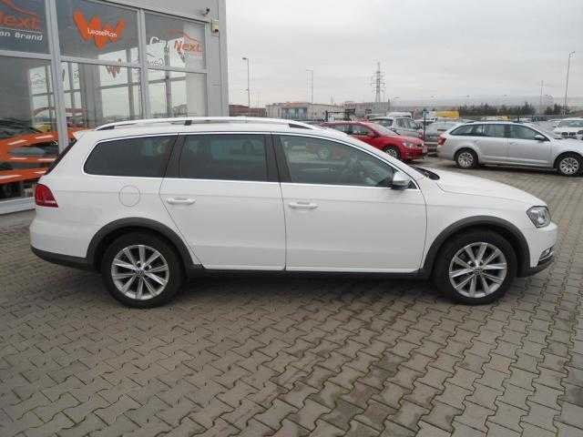 Volkswagen Passat kombi 130kW nafta 201405