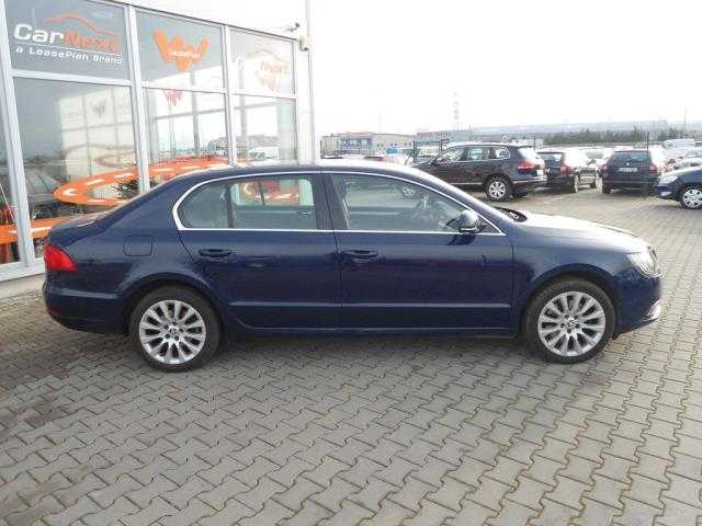 Škoda Superb hatchback 103kW nafta 201401