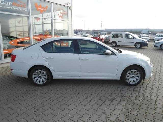 Škoda Octavia hatchback 77kW nafta 201401