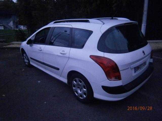 Peugeot 308 kombi 68kW nafta 2011