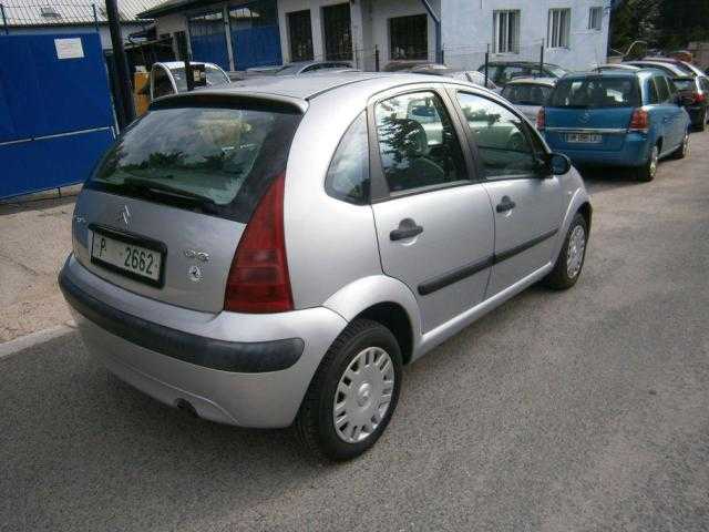 Citroën C3 hatchback 54kW benzin 2002