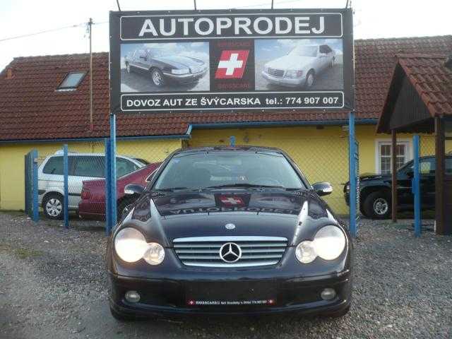 Mercedes-Benz Třídy C kupé 120kW benzin 2003