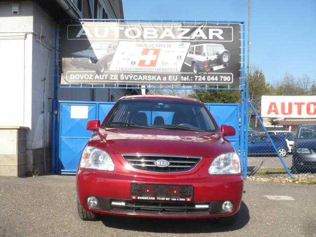 Kia Carens MPV 83kW nafta 2003