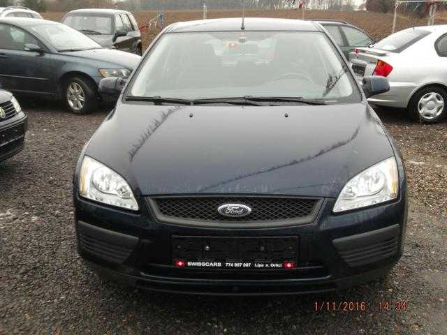 Ford Focus hatchback 80kW nafta 2006