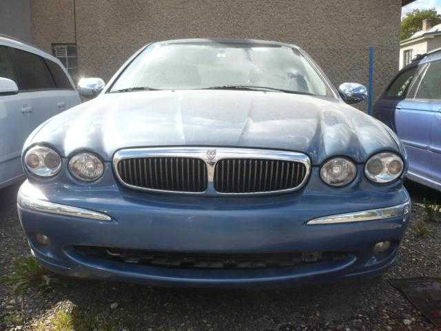 Jaguar X-Type sedan 144kW benzin 2001