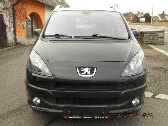 Peugeot 1007 hatchback 80kW benzin 2005